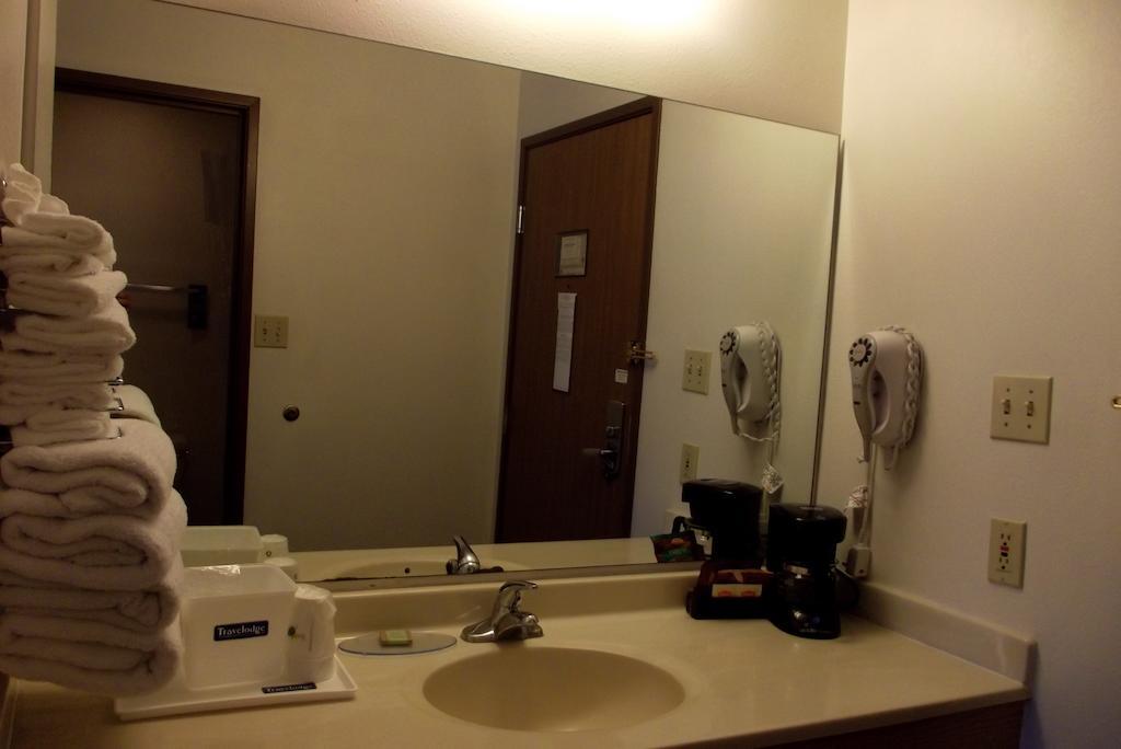 Travelodge By Wyndham Elko Nv Chambre photo